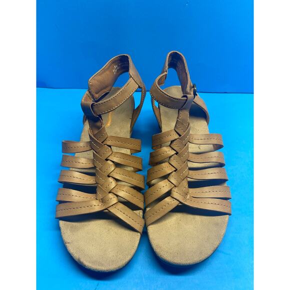 YUU Memory Foam Hilly Tan Ankle Strappy Wedge Sandals Women's Size 8 M - Picture 12 of 13